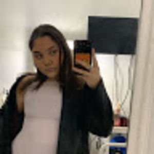 Meet your Posher, Amya